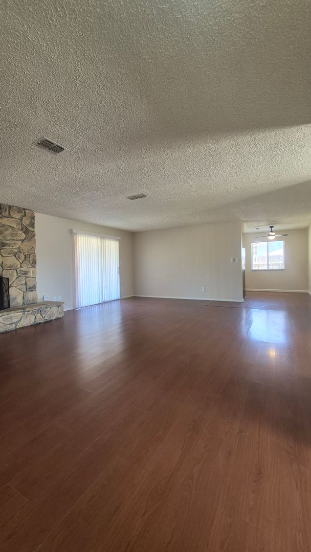 Hayward Drive (7338) 6 of 12