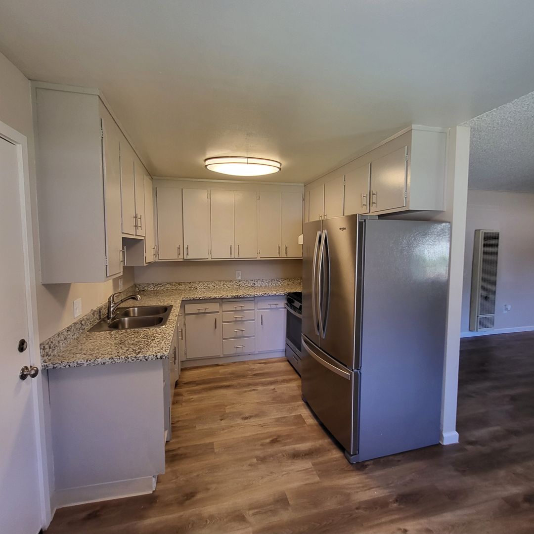 Sacramento Apartment: 4500 63rd Street