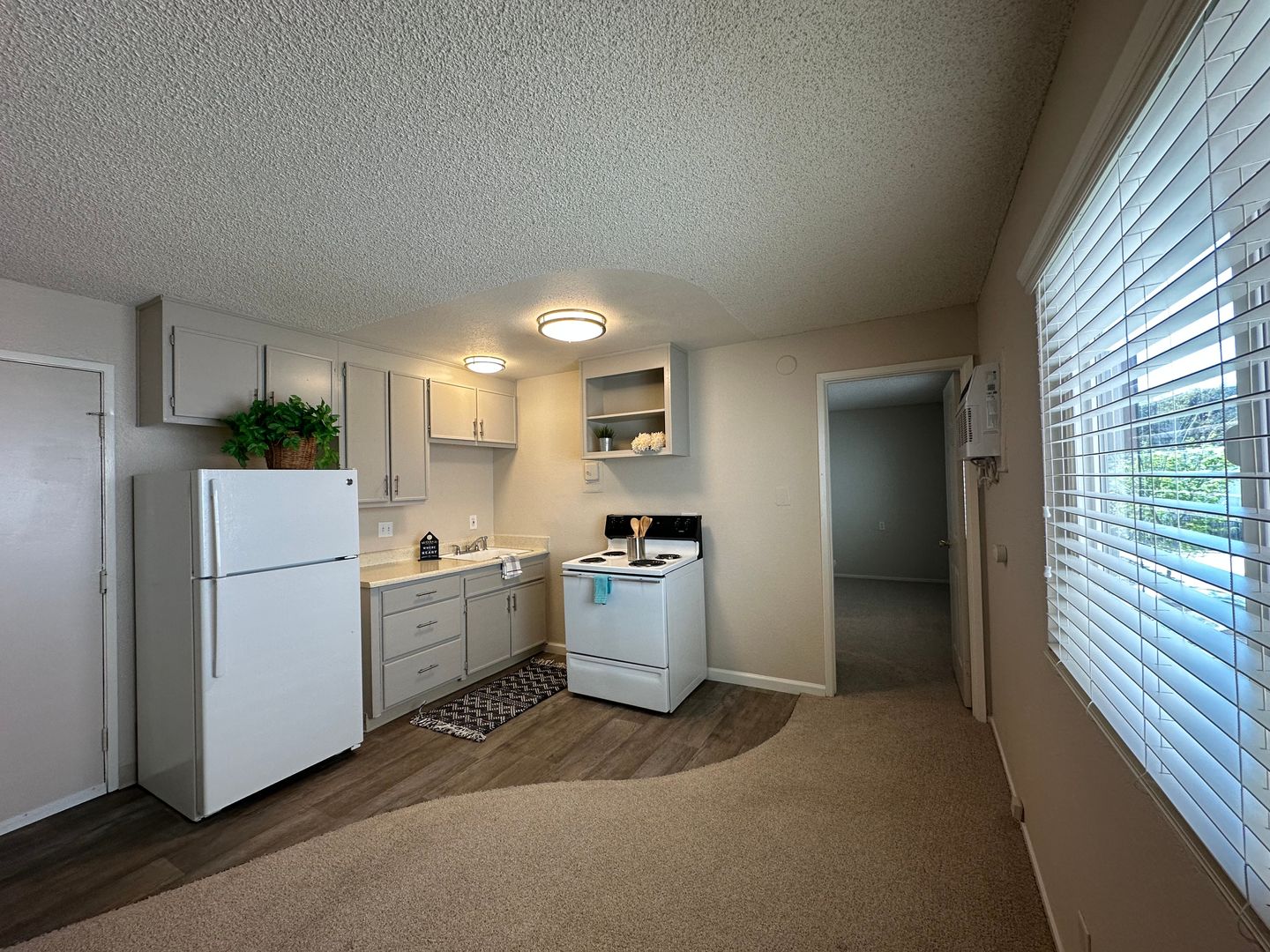 Sacramento Apartment: 1616 E Street