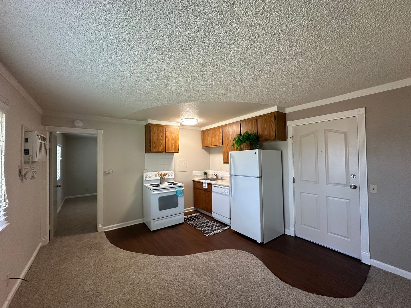 Sacramento Apartment: 1616 E Street