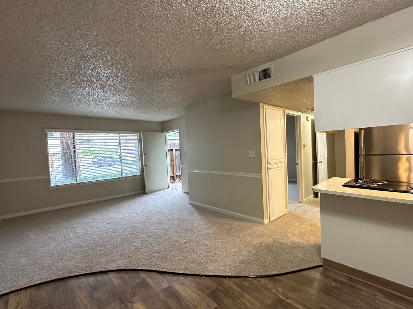 Fair Oaks Apartment: 4900-4948 Stamas Lane