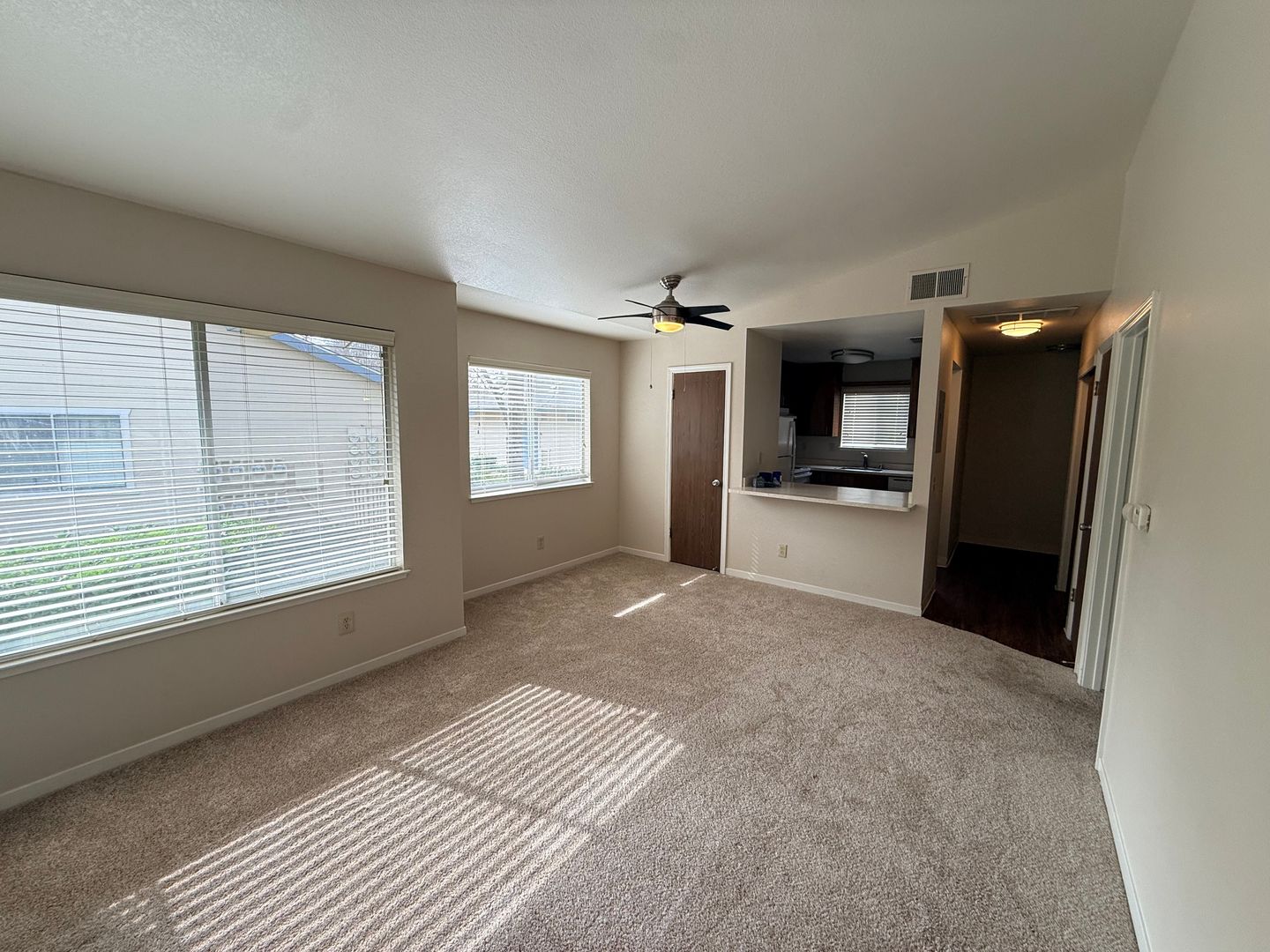 Citrus Heights Apartment: 7764 Poplar Avenue