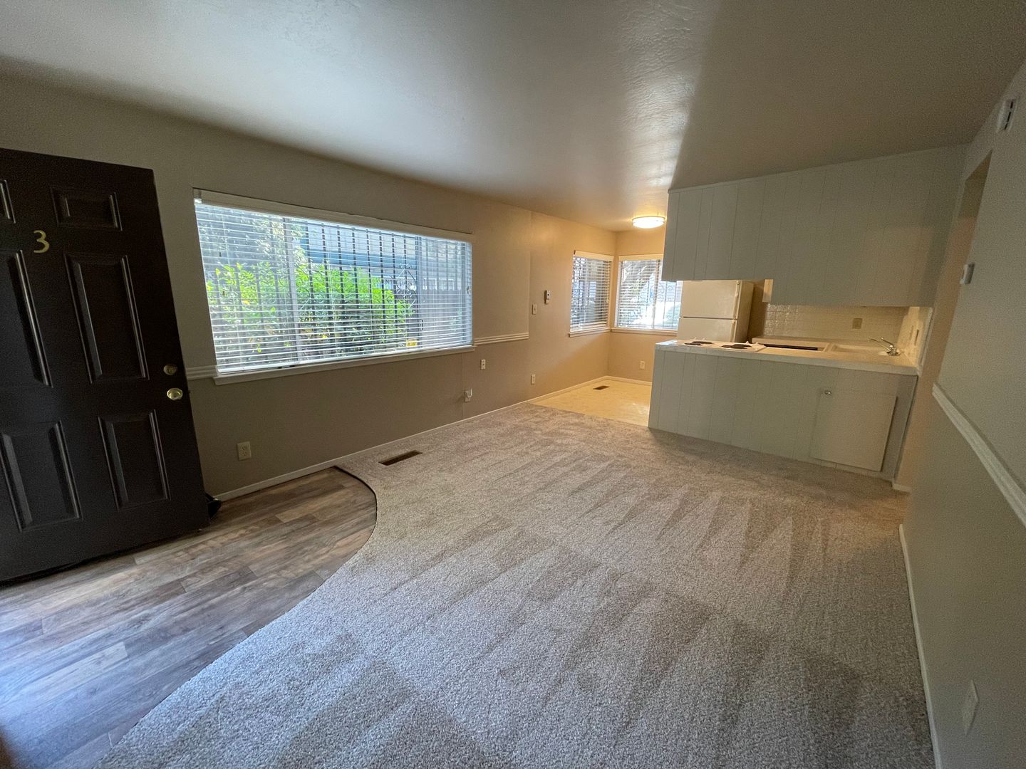 Sacramento Apartment: 2316 Capitol Avenue
