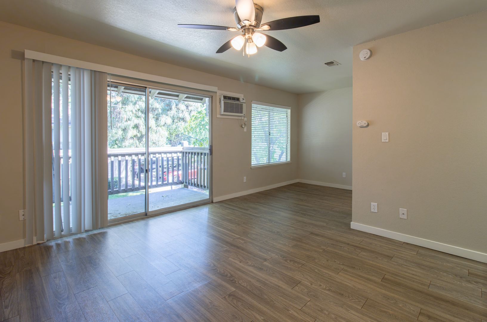 West Sacramento Apartment: 555 Douglas Street