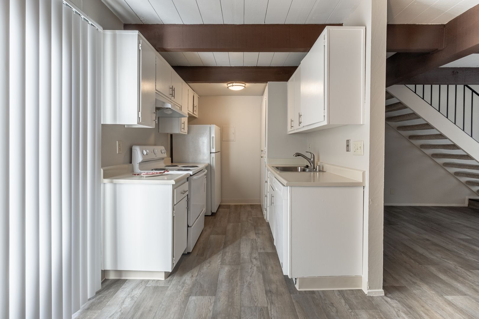 Sacramento Apartment: 2710 N Street - 6