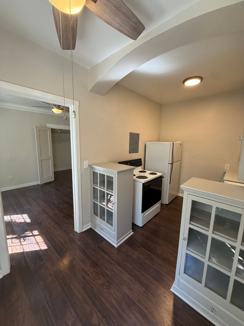 Sacramento Apartment: 800 17th Street