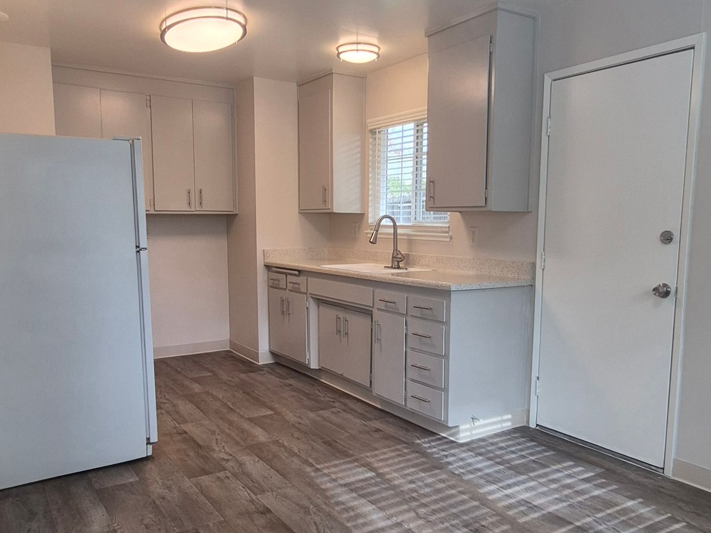 Carmichael Apartment: 5100-5132 Alrene Court, 2116 Walnut Avenue