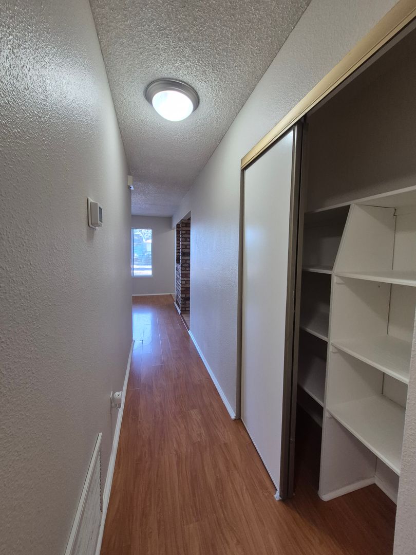 Blackthorne Way (7520) 4 of 12