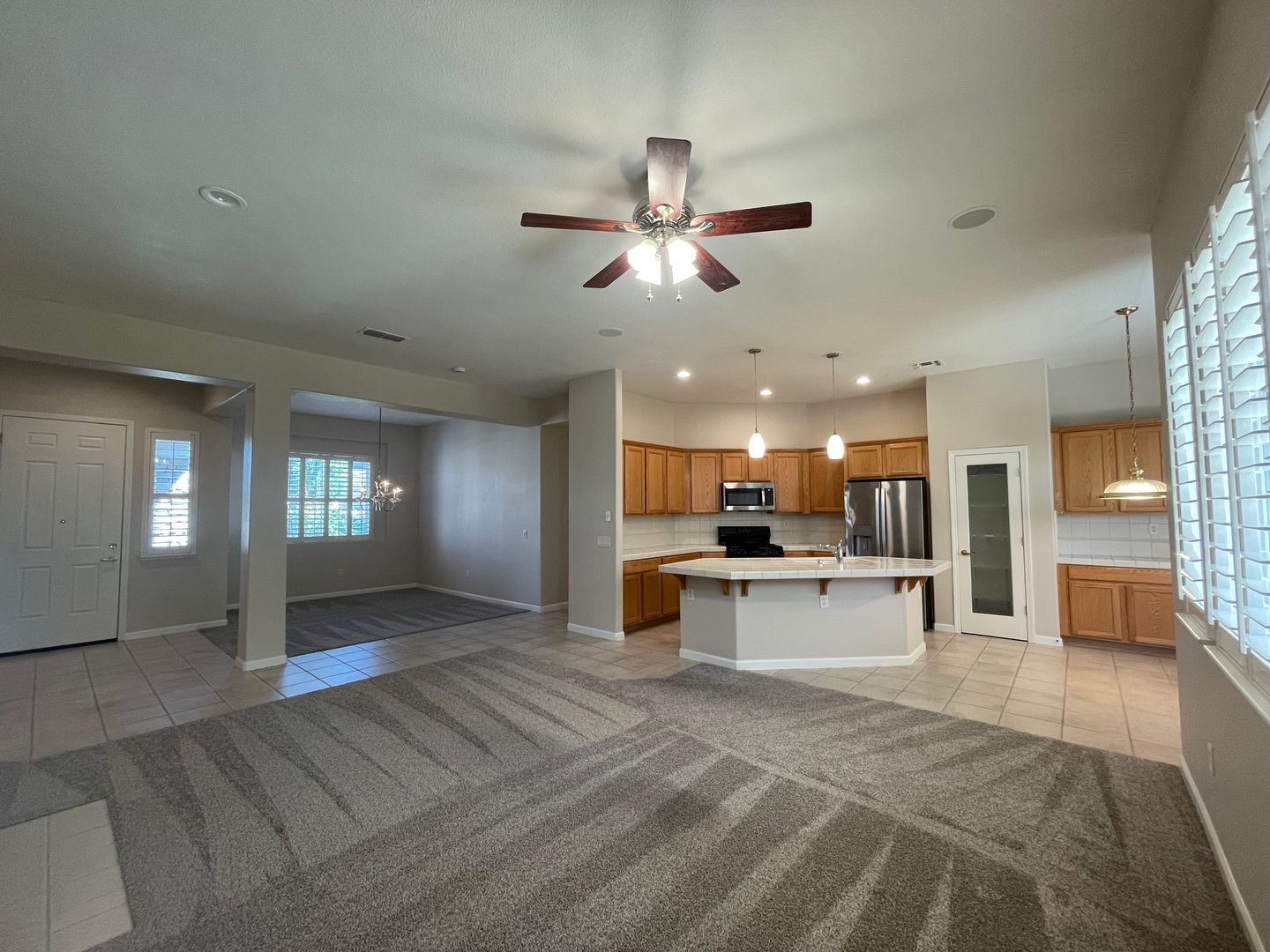 Elk Grove House: 9436 Emerald Cove Lane