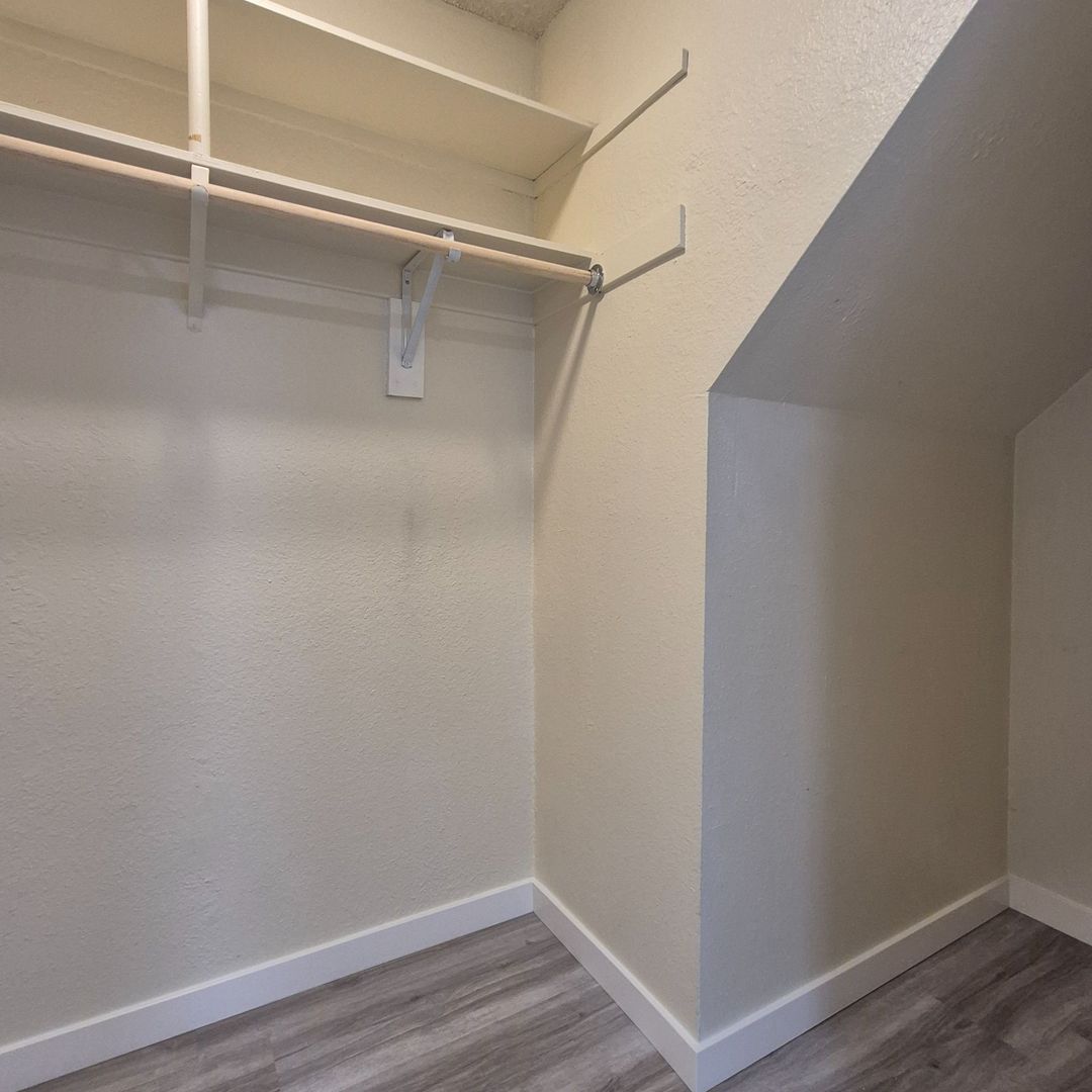 Stylishly Renovated 2-Bedroom in Midtown! $1,050 Lease Signing Bonus! 12 of 12