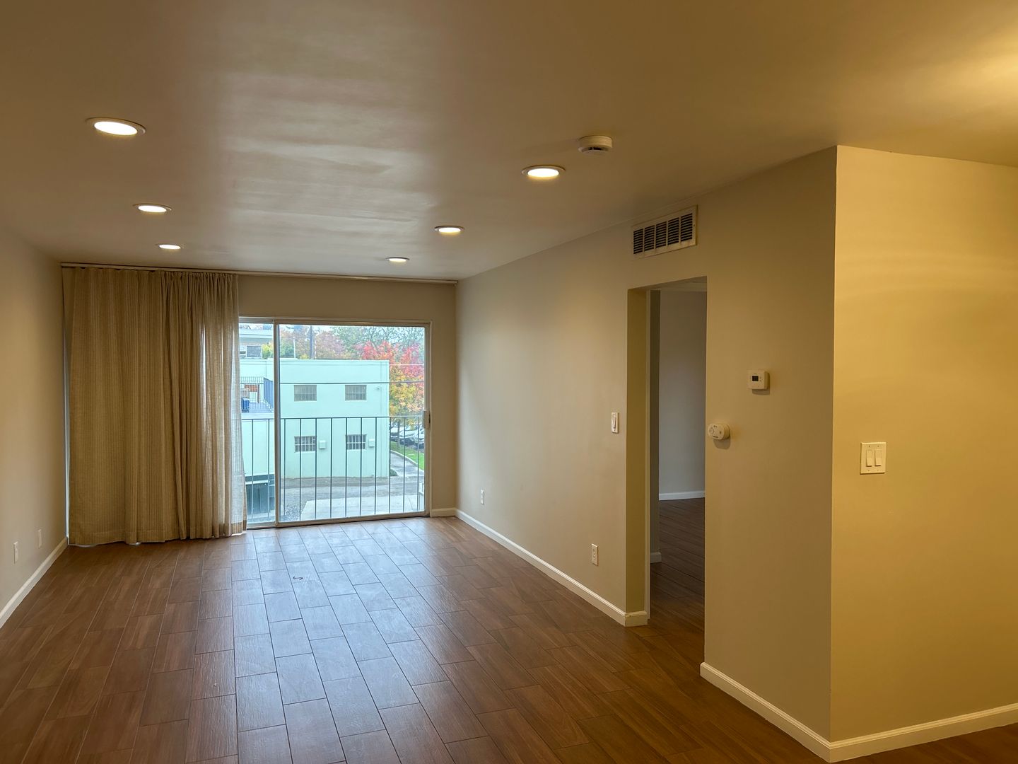 Sacramento Apartment: 2400 Q Street