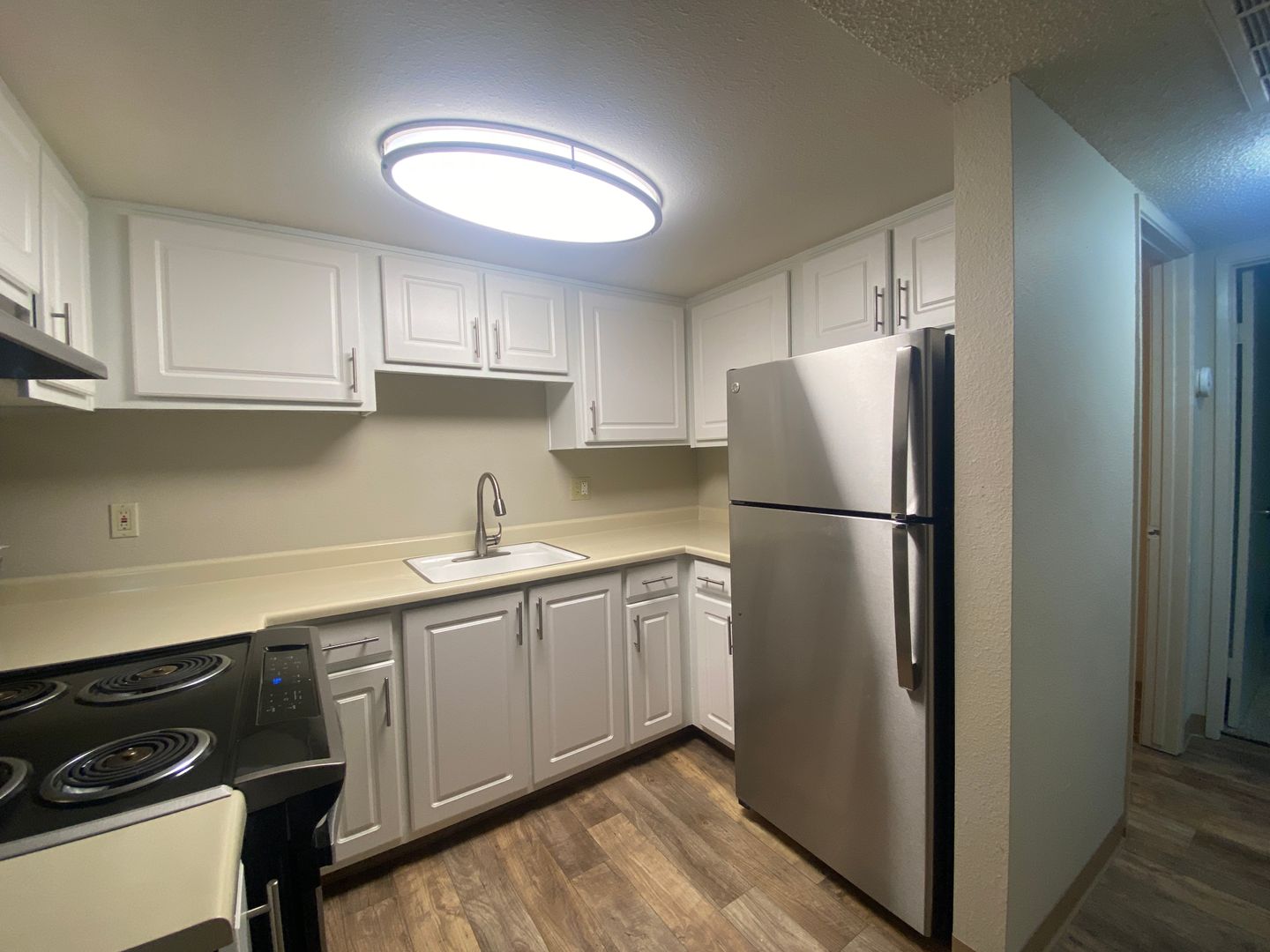 Fair Oaks Apartment: 4900-4948 Stamas Lane