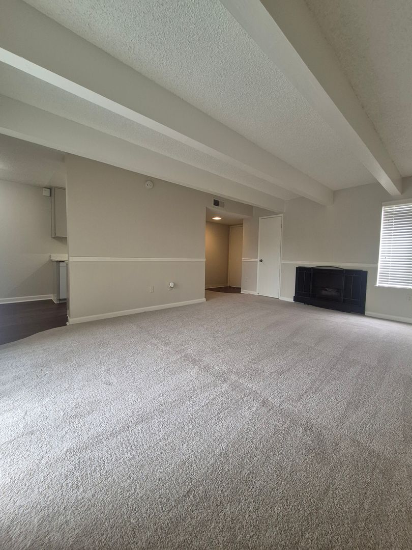 Sacramento Apartment: 2818 O Street