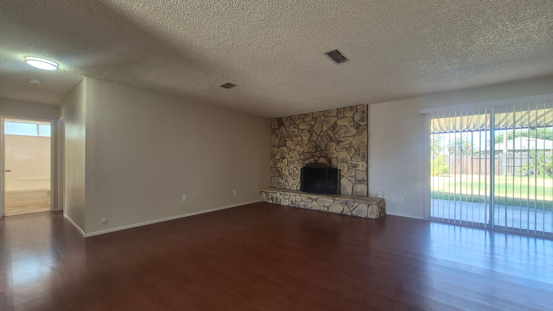 Hayward Drive (7338) 2 of 12