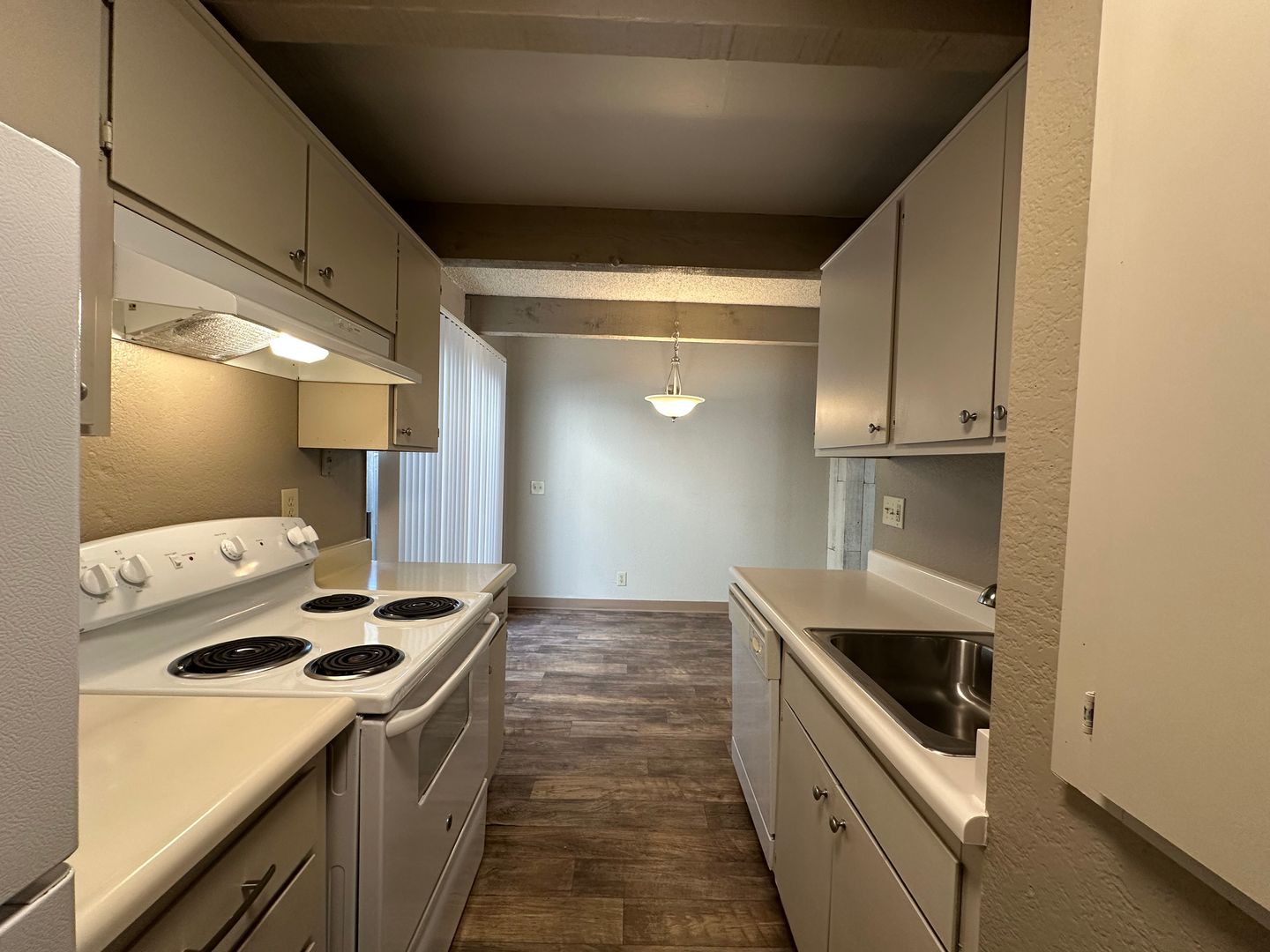 Sacramento Apartment: 2306 Capitol Avenue