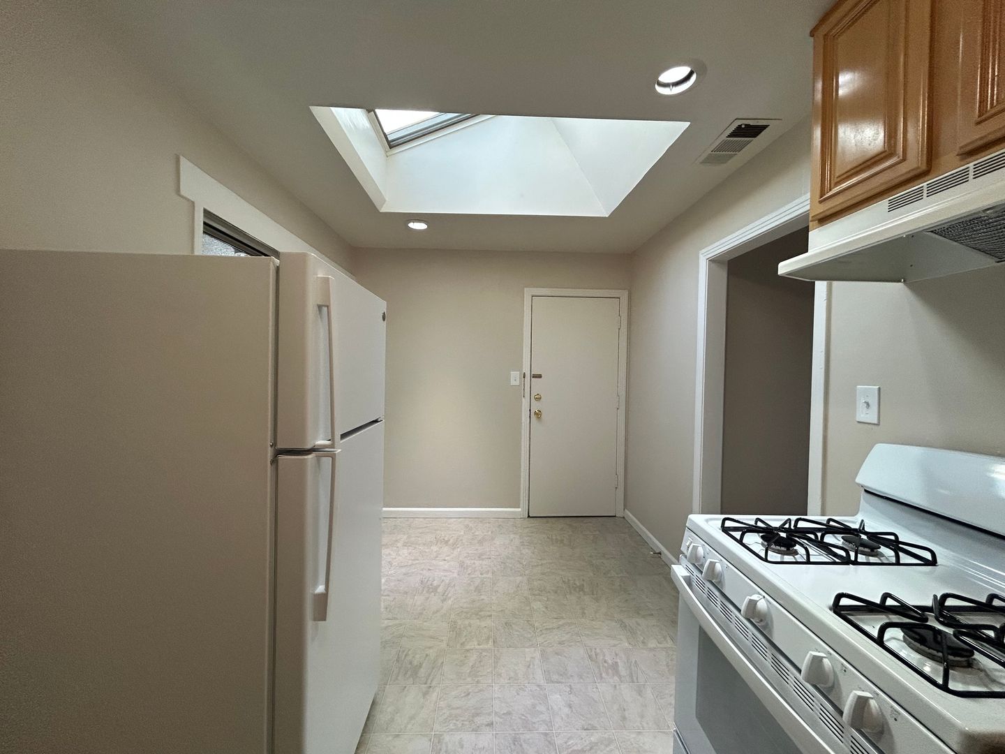 Sacramento House: 5671 El Arado Way