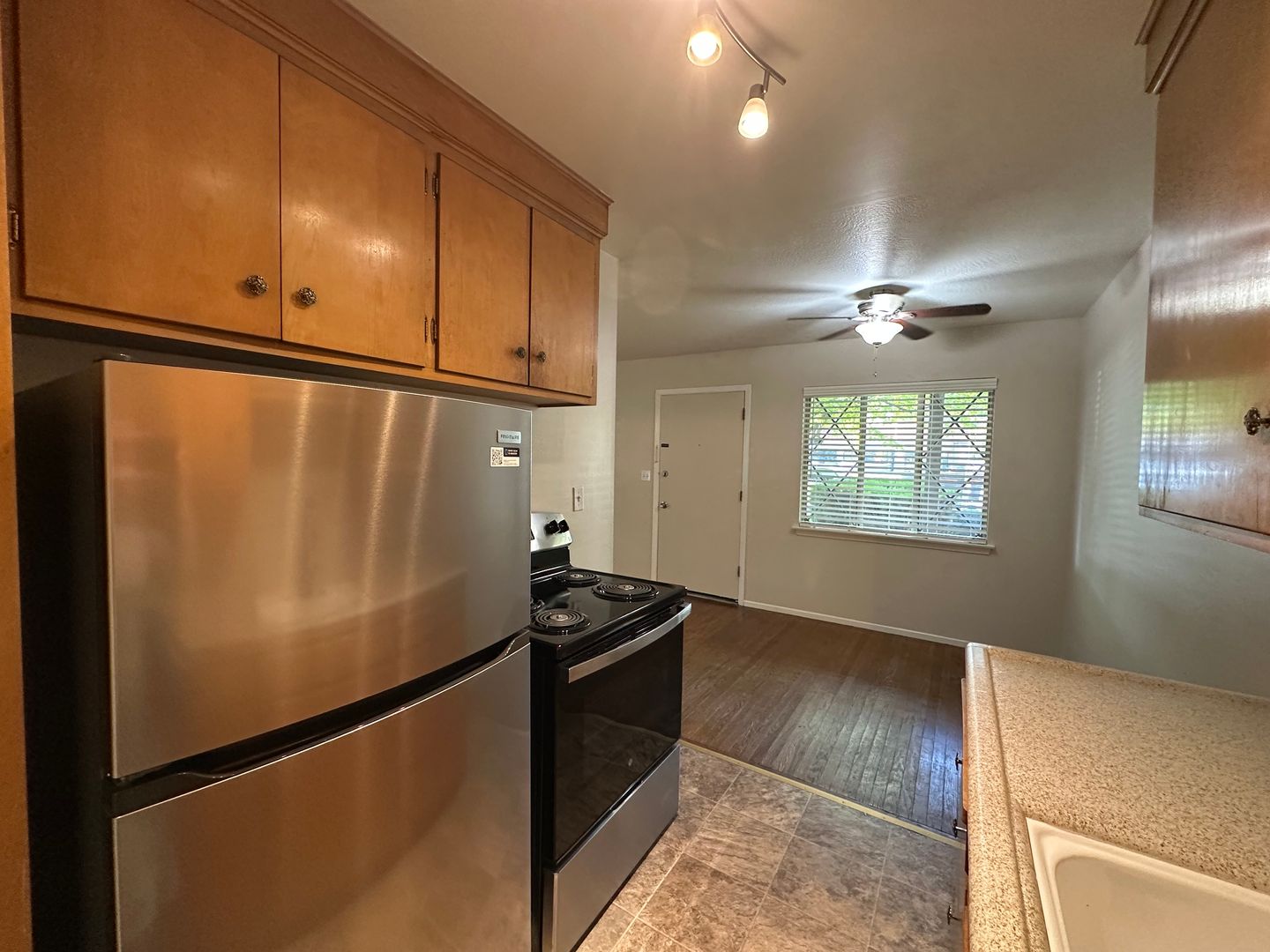 Sacramento Apartment: 5484 Carlson Drive