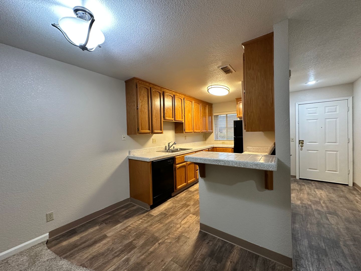 El Camino Ave (5325) 11 of 12