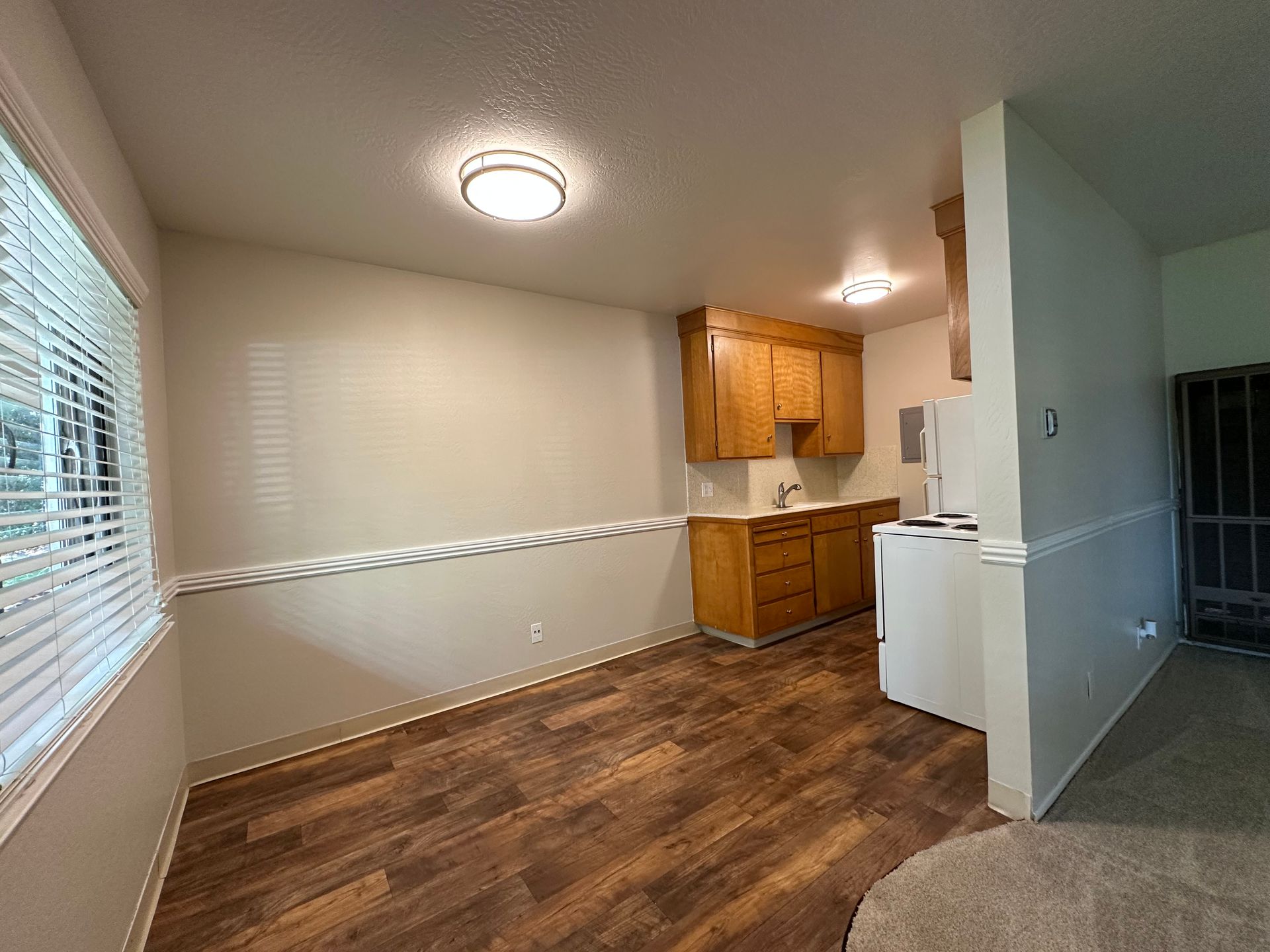 $1,800 Moves U in Today, No Rent Due Until 12/1/2025!  