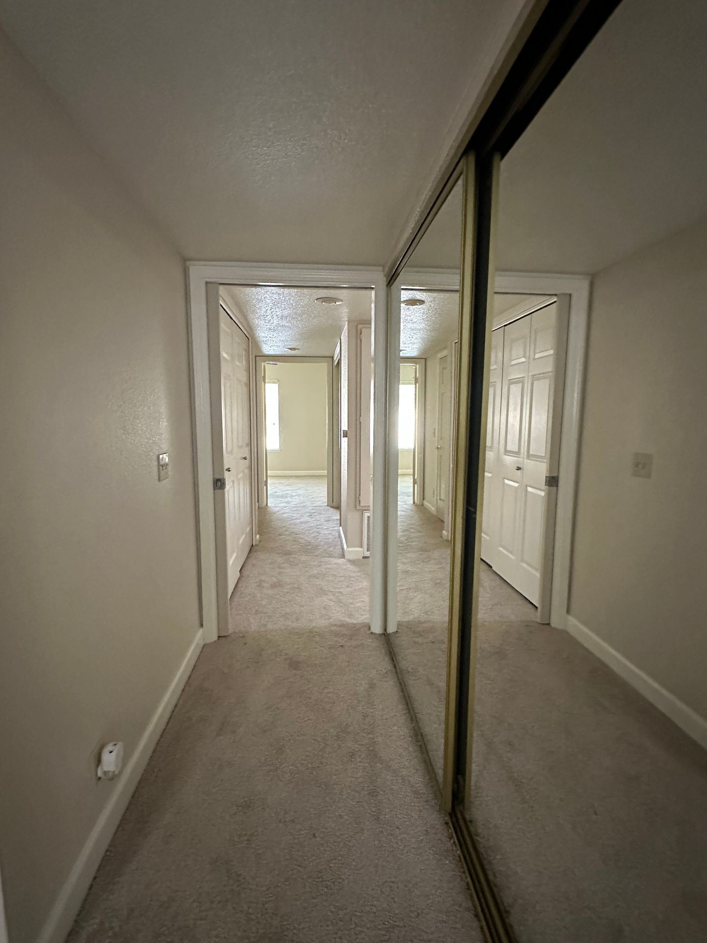 El Camino Ave (5325) 6 of 12