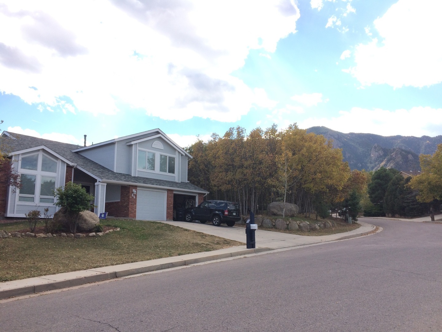 Colorado Springs House: 65 Lowick Dr