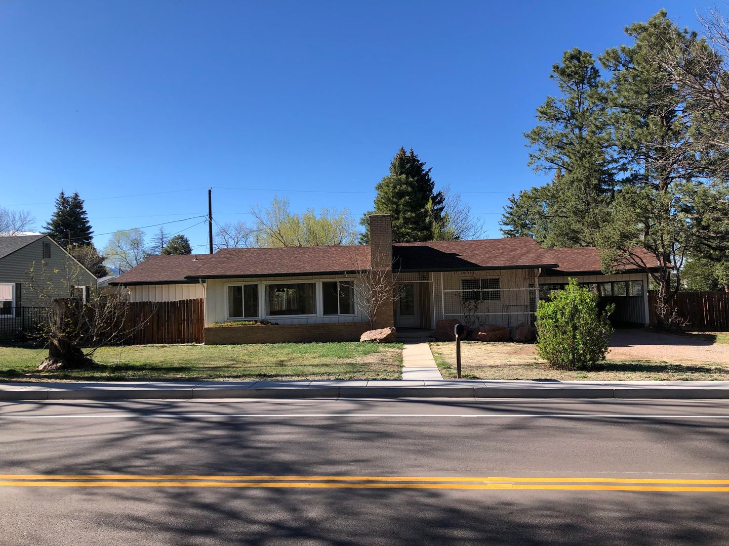 Colorado Springs House: 600 W. Cheyenne Rd.