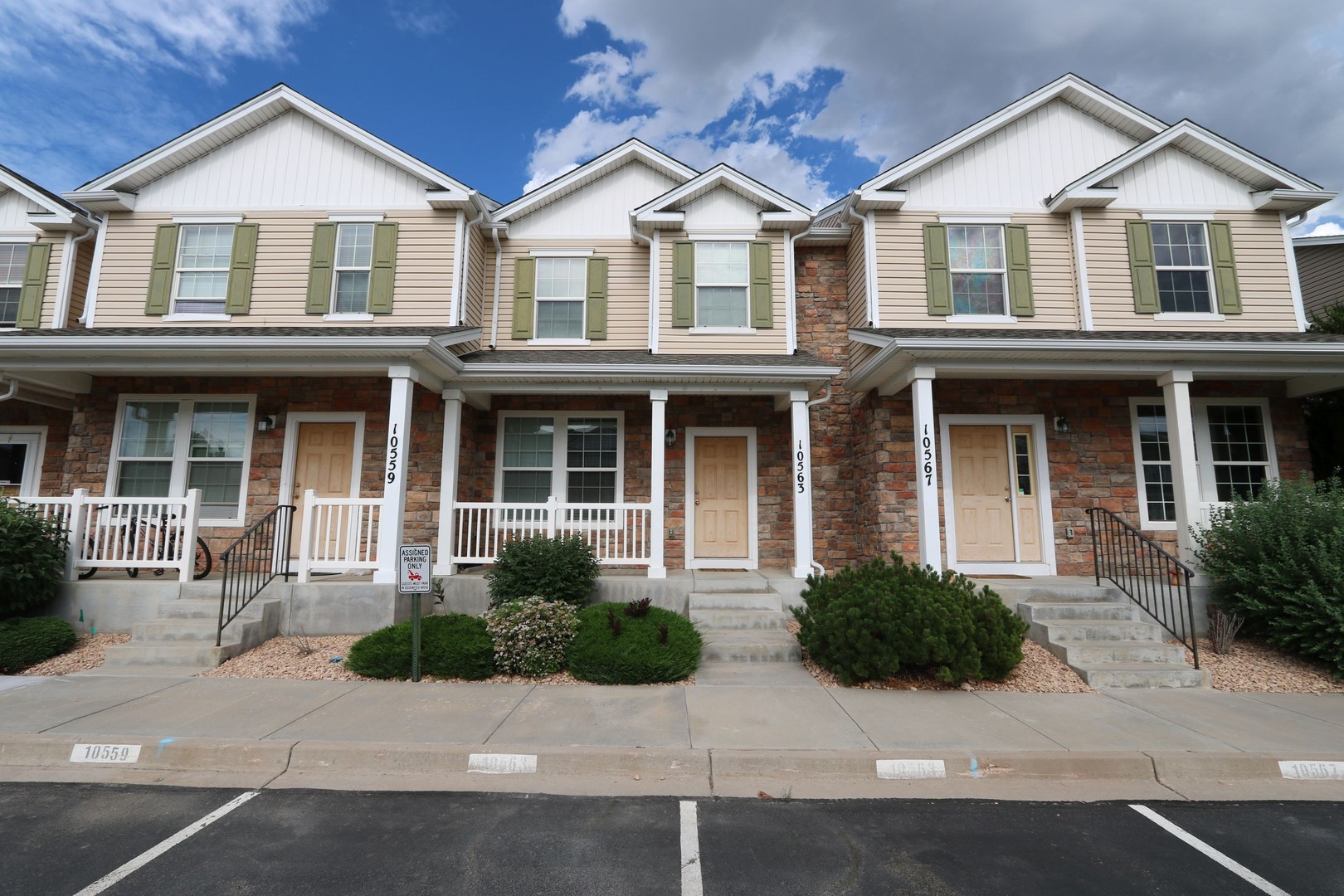 Fountain House: 10563 Country Park Pt