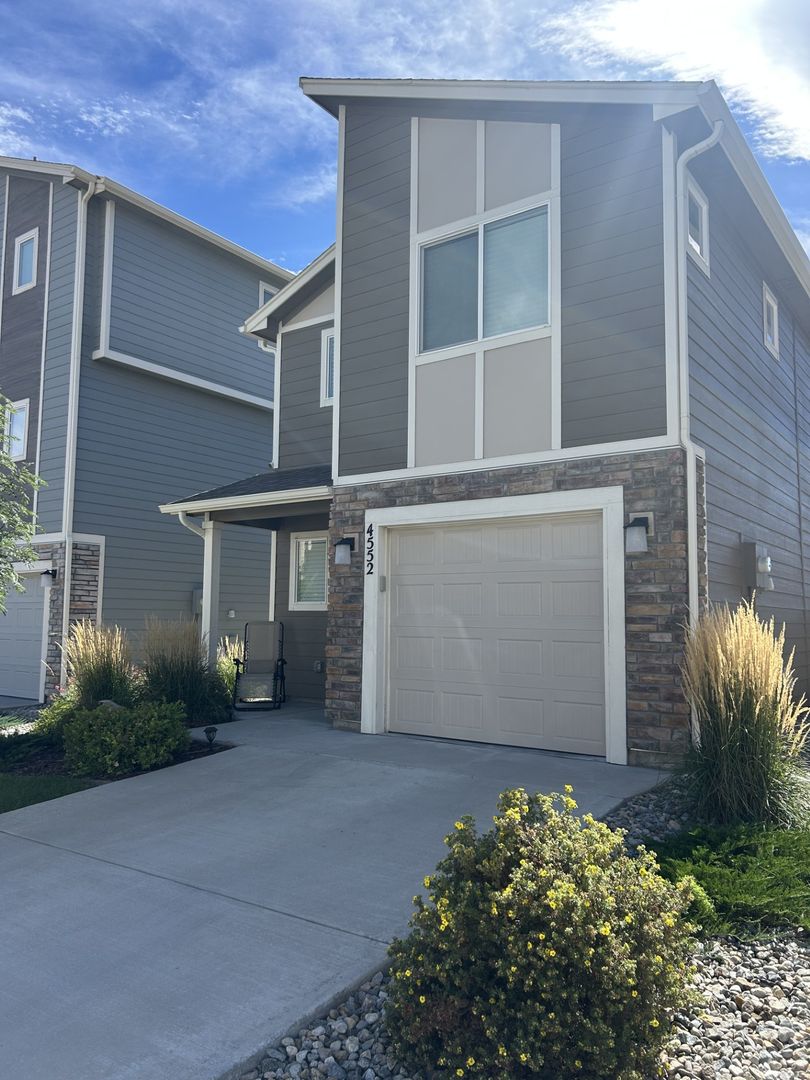 Colorado Springs House: 4552 Samaritan Loop