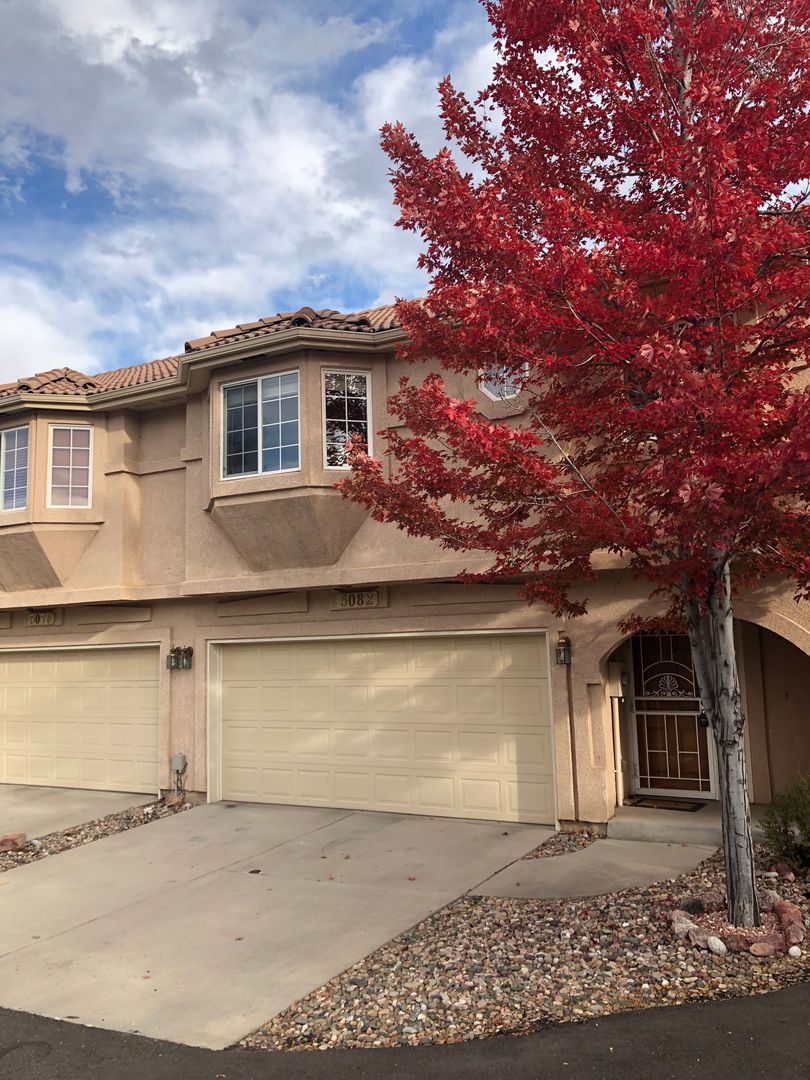Colorado Springs House: 5082 Peak Villa Heights