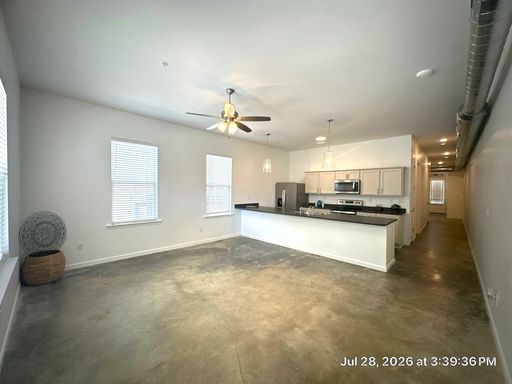 Overton Square Area - Gorgeous Downstairs 2 bedroom flat – photo 1