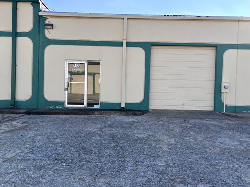 1,800 sq ft industrial flex space with 3 x offices – photo 1