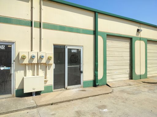 1,500 sq ft industrial flex space with office and warehouse – photo 1