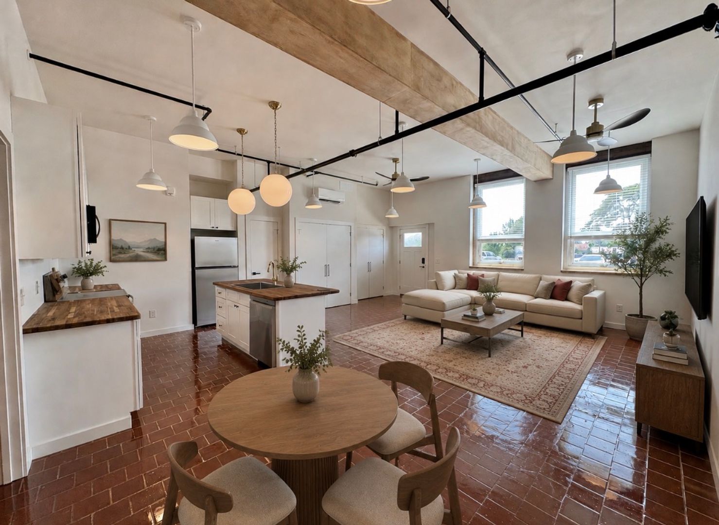 Morganton Apartment: 510 S College St.