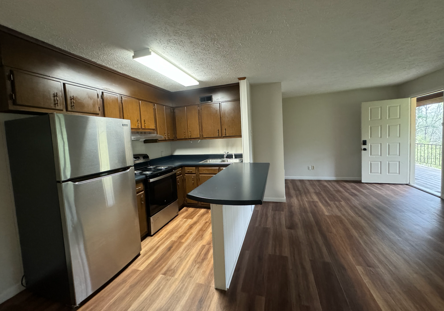 Valdese Apartment: 400 Cranbrook Ave SE