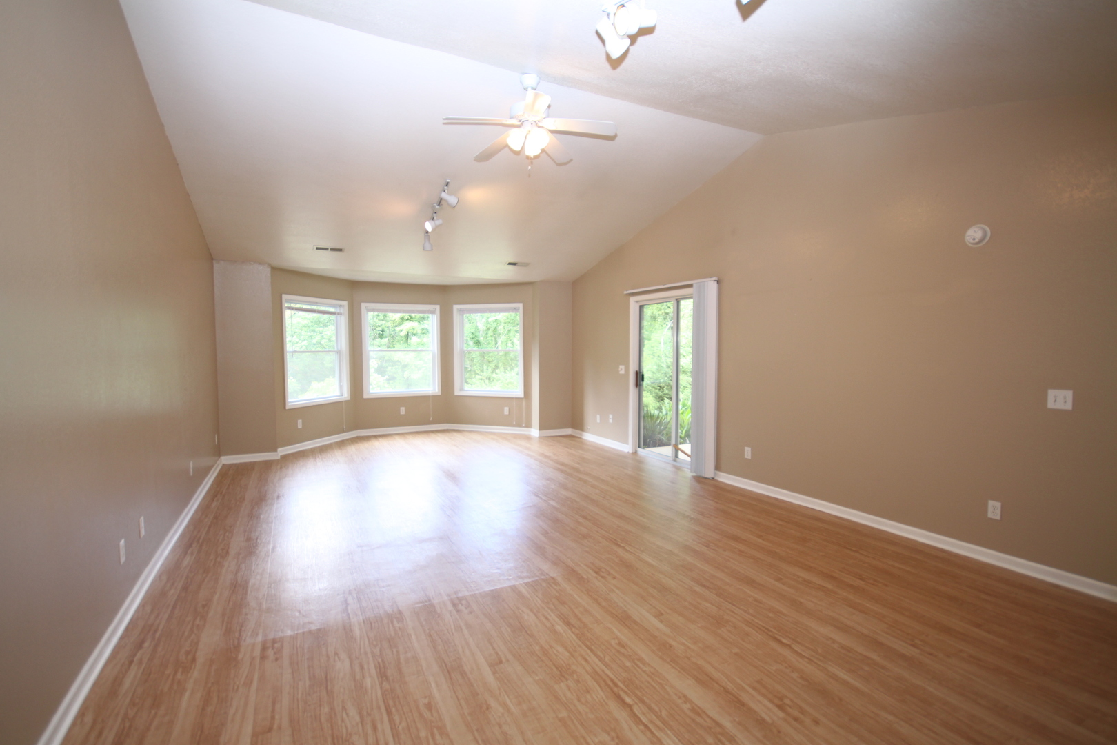 Weaverville Apartment: 352 - 360 Dula Springs Rd.