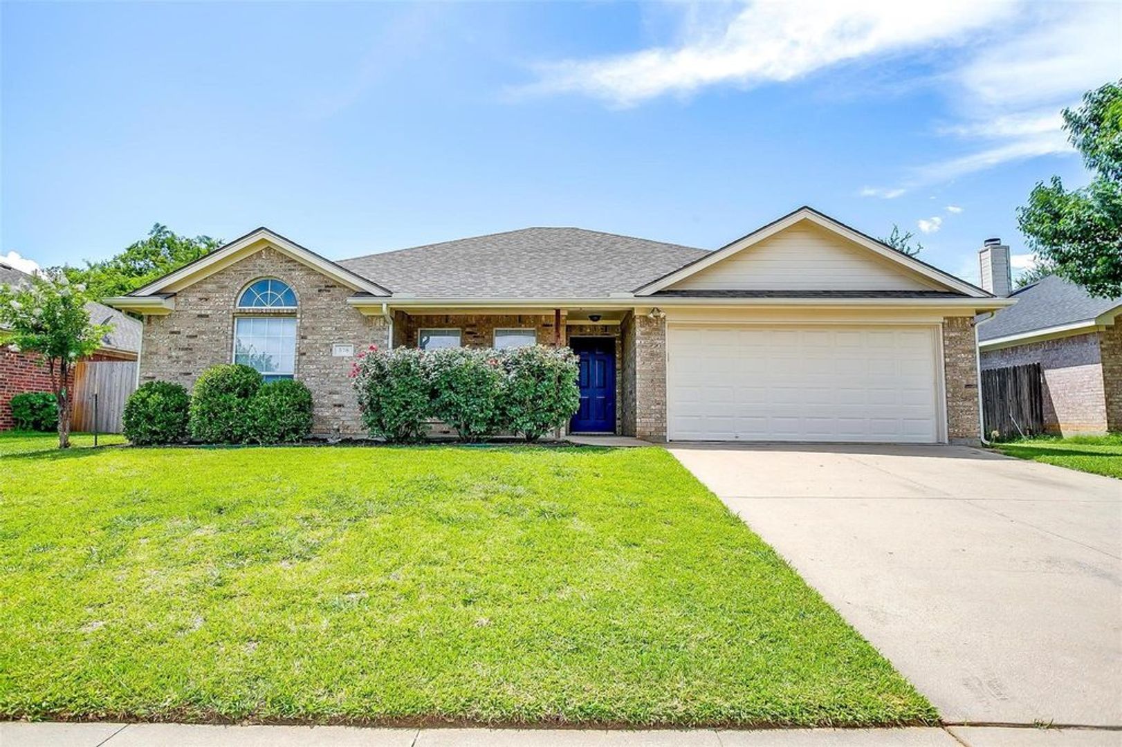 Burleson House: 578 Tanglewood Drive