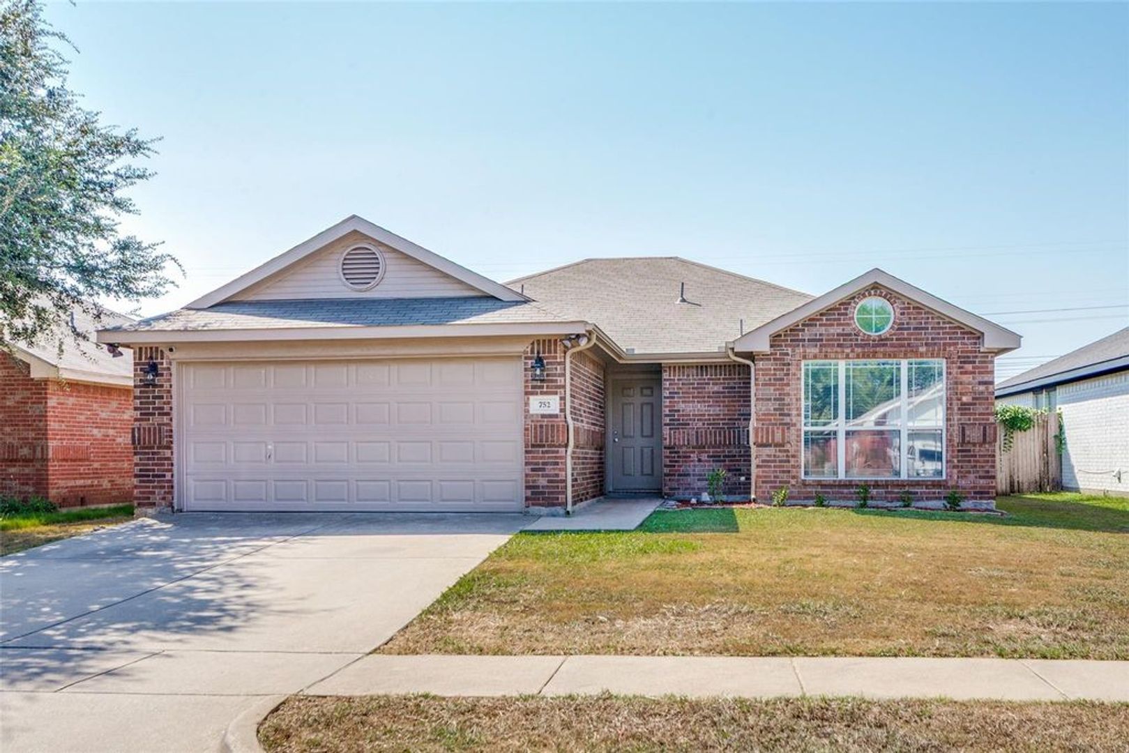 Burleson House: 752 Dema Lane