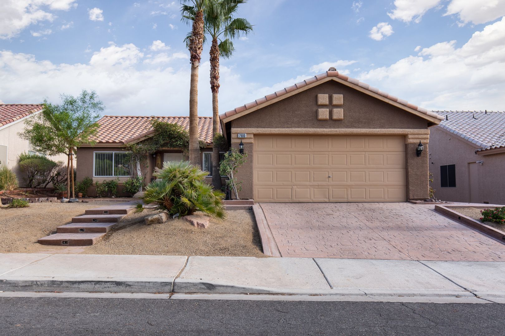 Las Vegas House: 7900 White Grass Ave