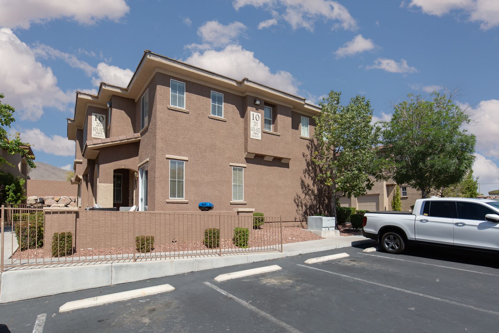 Las Vegas House: 3965 Palm Beach St #101