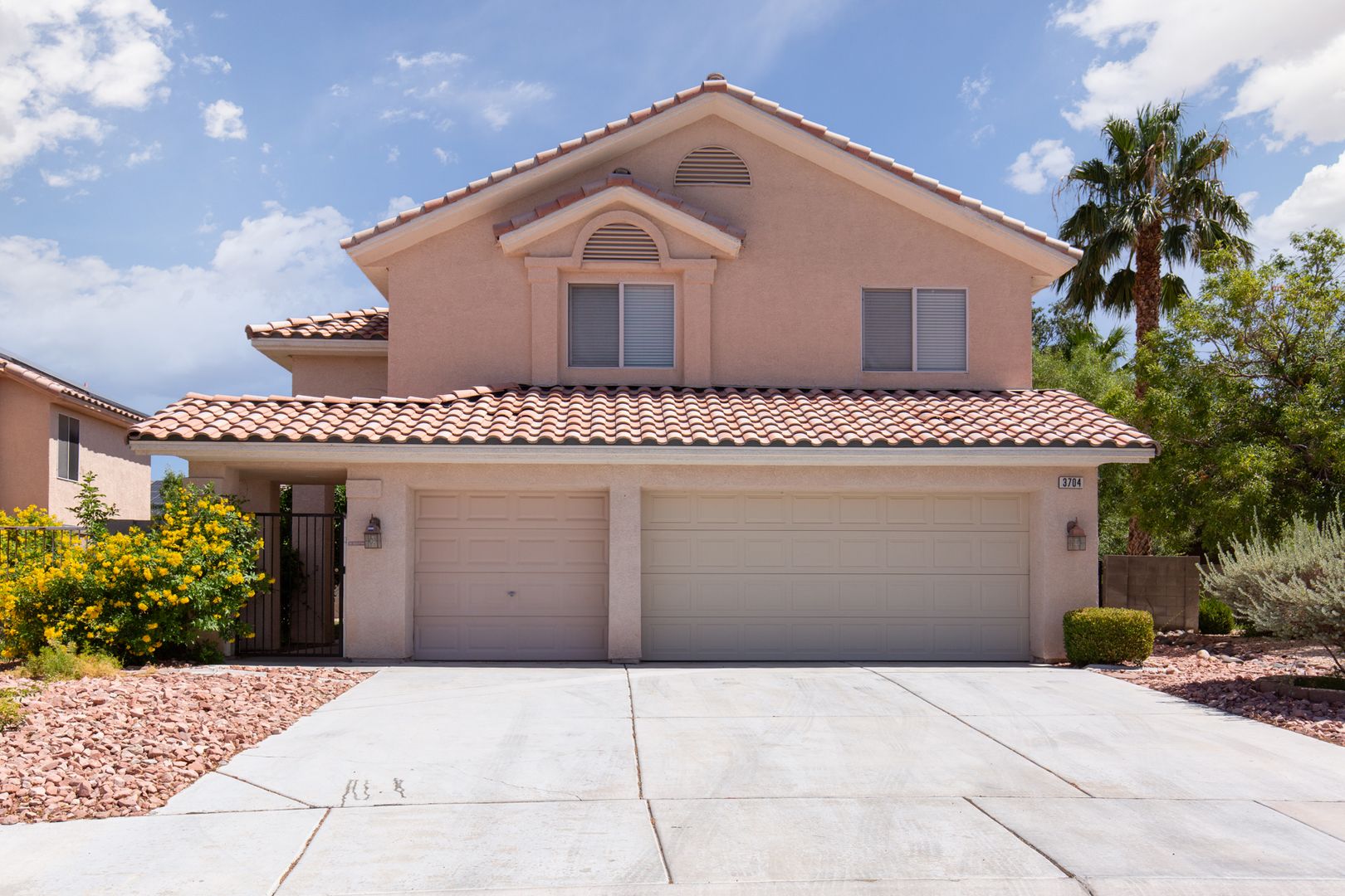 Las Vegas House: 3704 Mountain Waters St