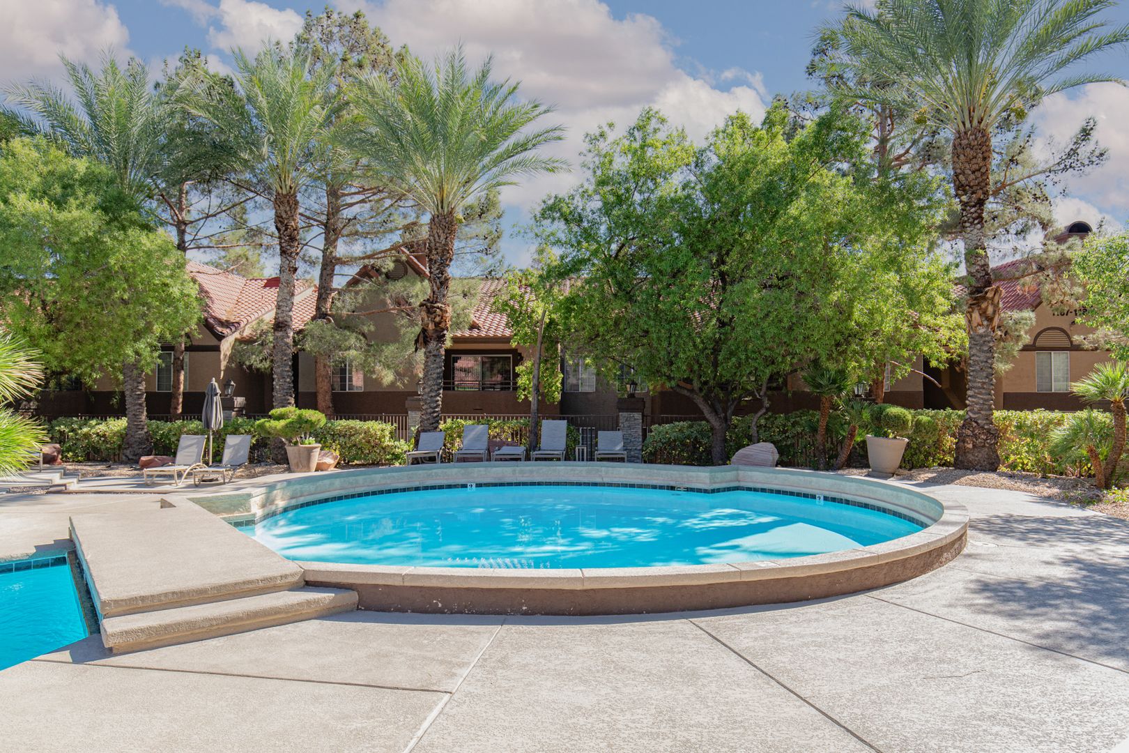 Las Vegas House: 2200 S Fort Apache Rd # 1206