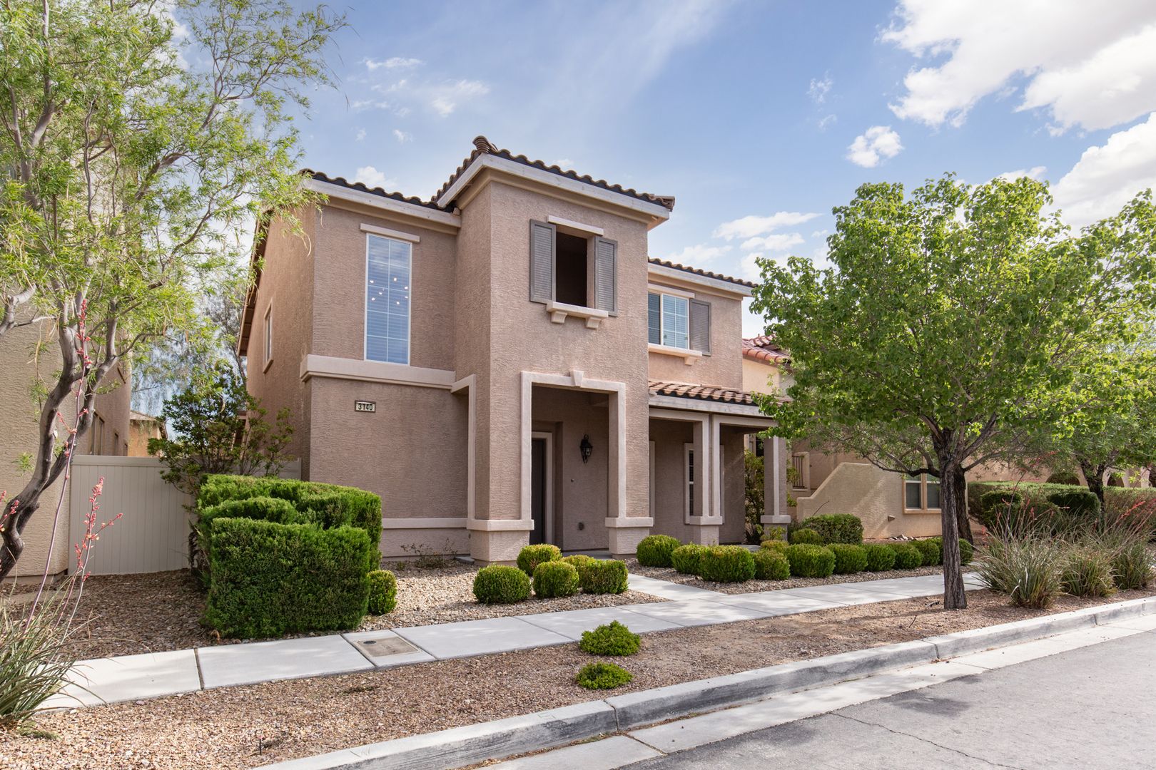 Henderson House: 3140 Baranek Ave
