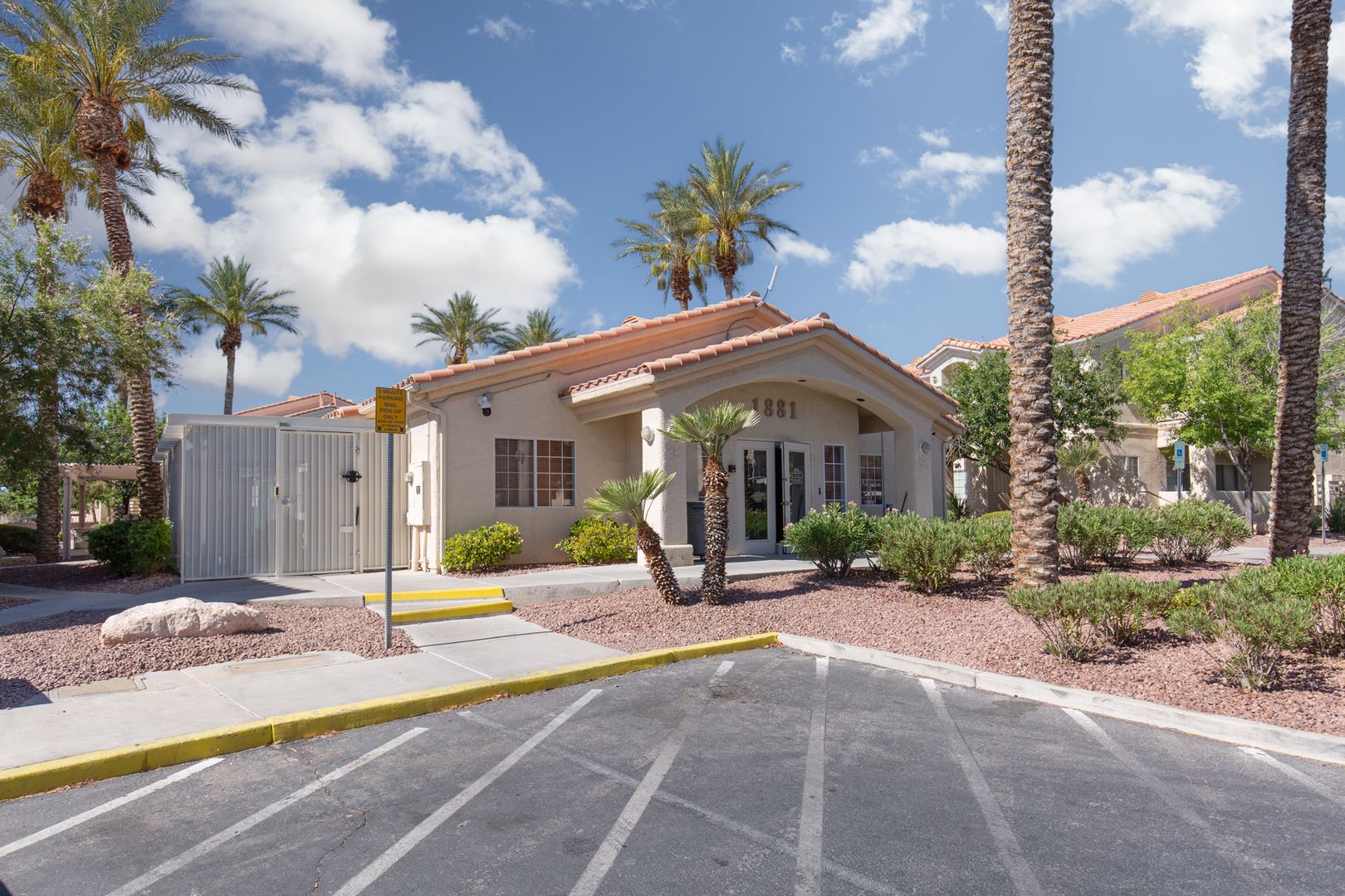 North Las Vegas House: 1881 W Alexander Rd #2147
