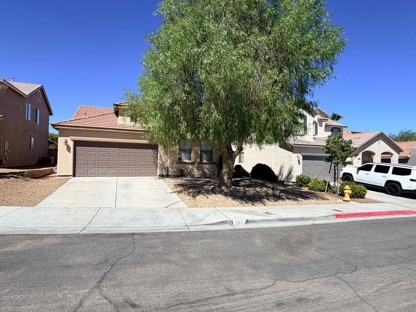 Henderson House: 787 Rise Canyon Dr