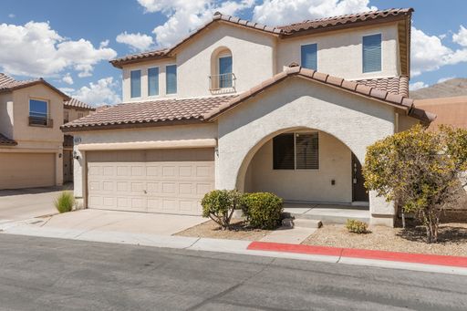 Great price for NW 3 br home with new carpet . – photo 1