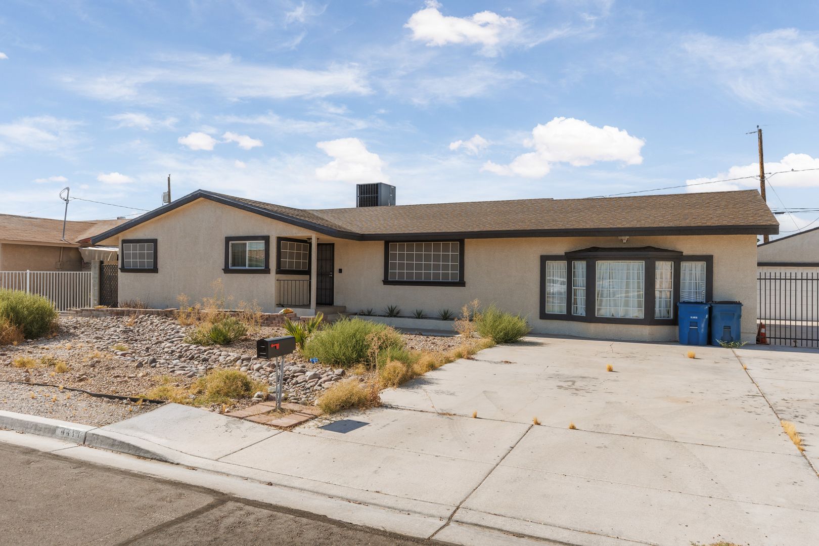 Las Vegas House: 4411 E Boston Ave