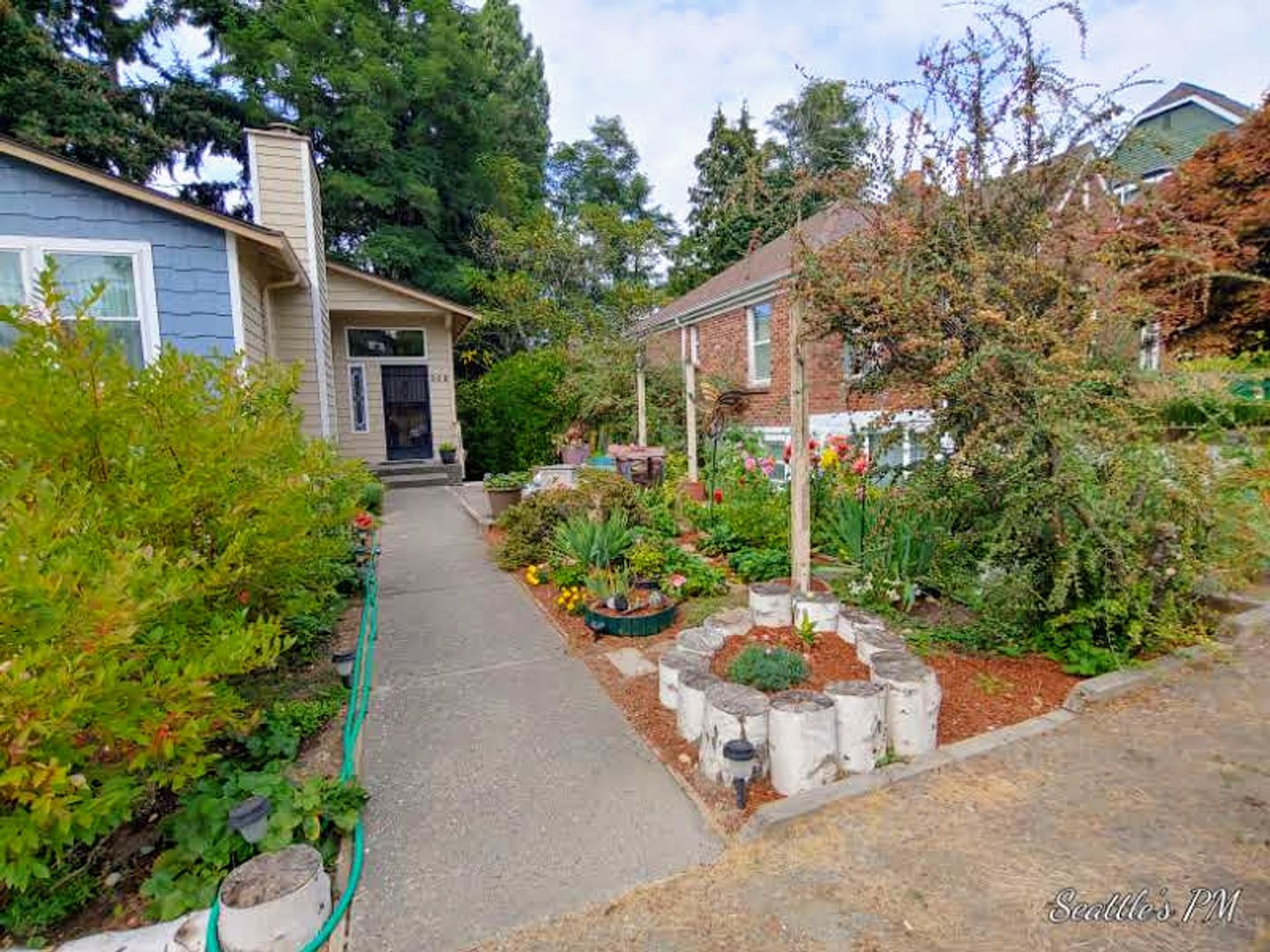 Seattle House: 308 NE 95th St #A