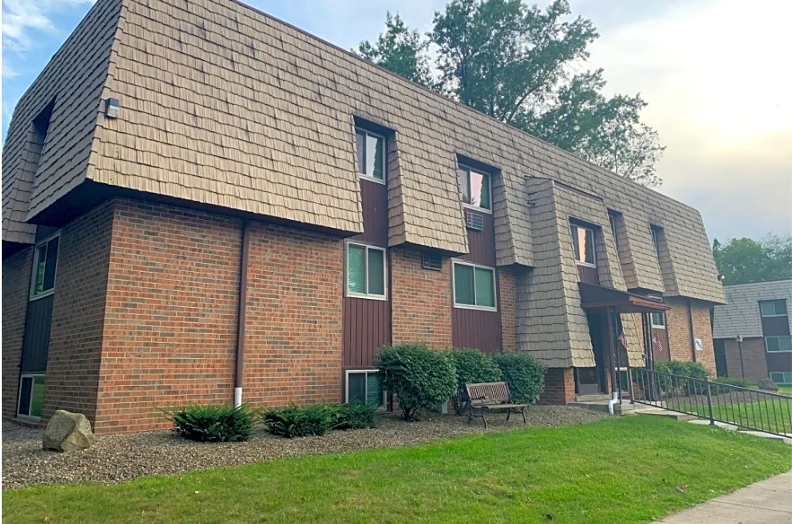 4811 Westchester Dr 108, Austintown, OH 44515