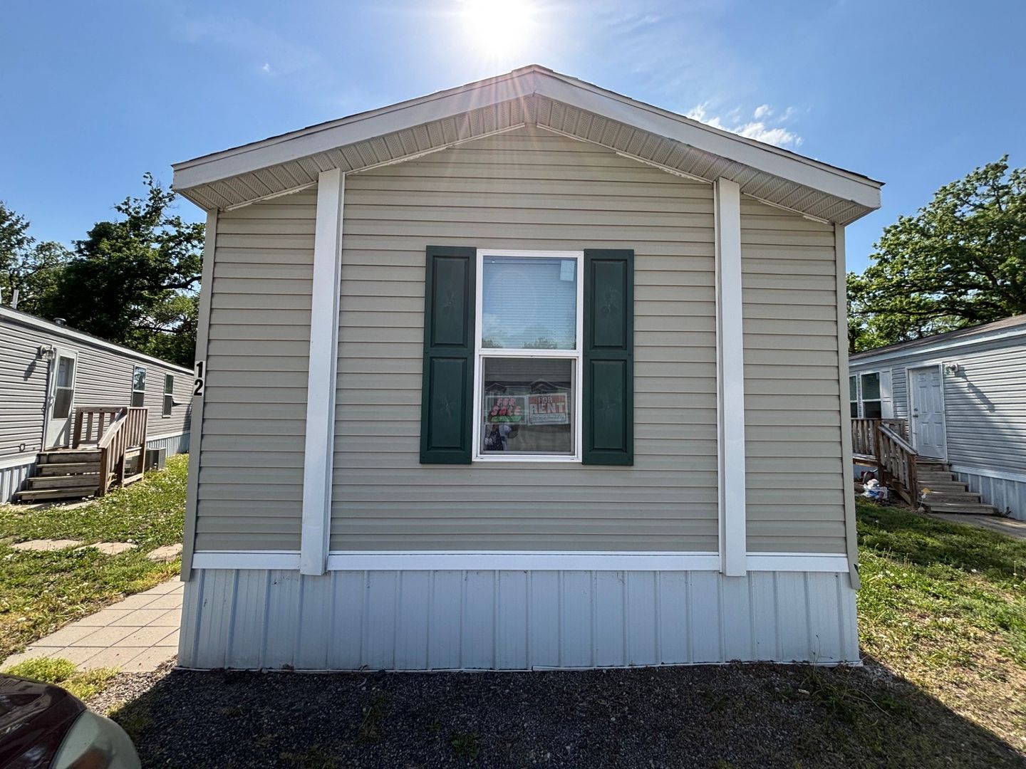 Salina Apartment: 917 N 13th St