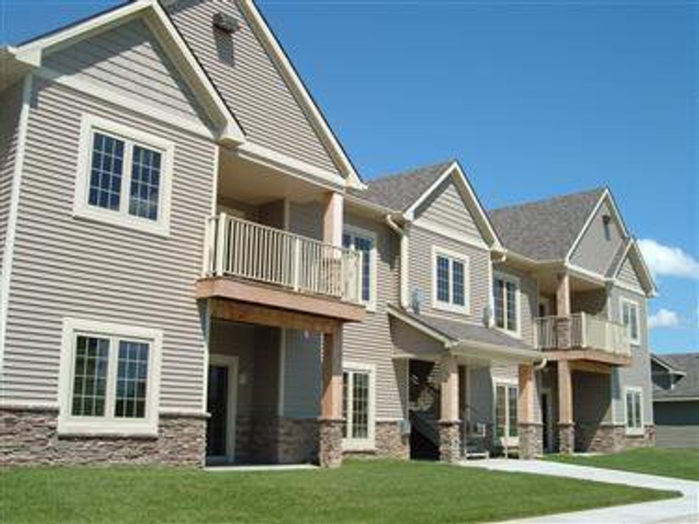 West Des Moines Apartment: 6630 Cody Drive